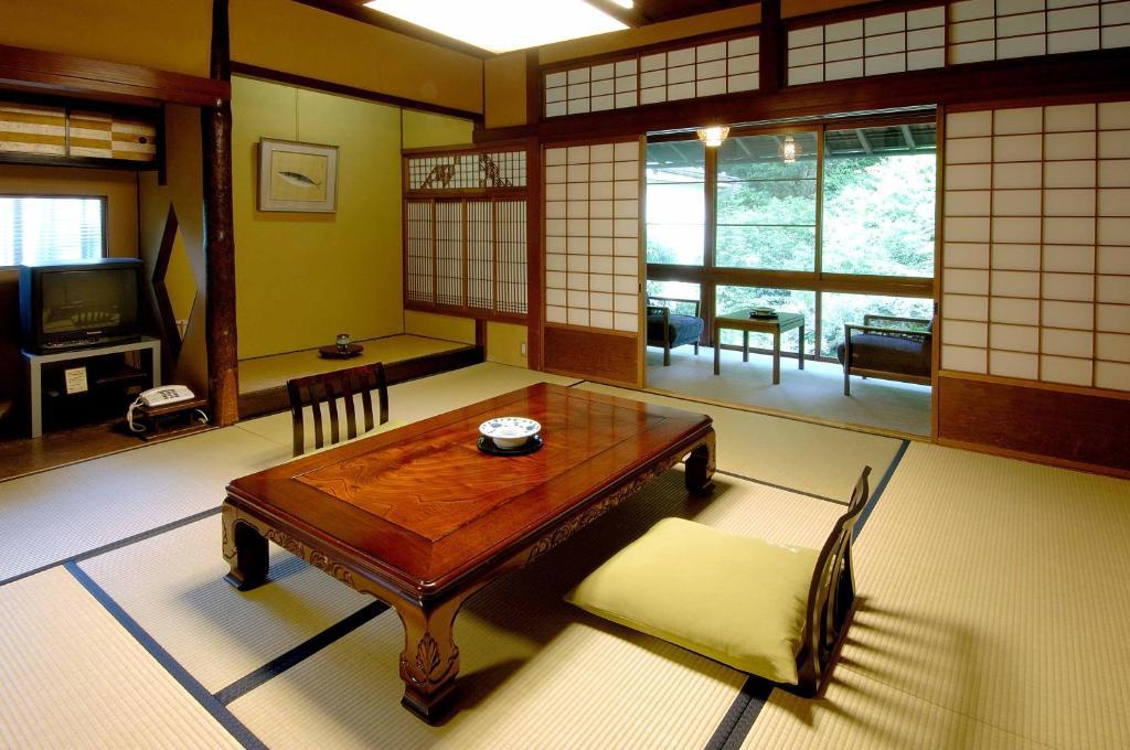Yutouya Ryokan Toyooka  Room photo