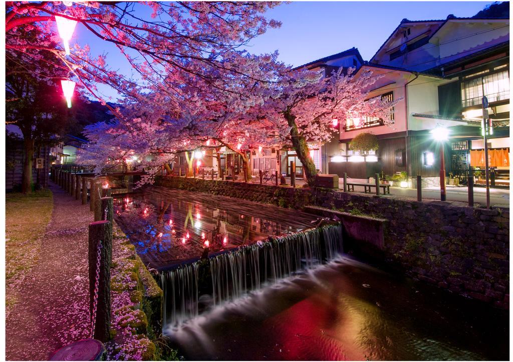 Yutouya Ryokan Toyooka  Exterior photo