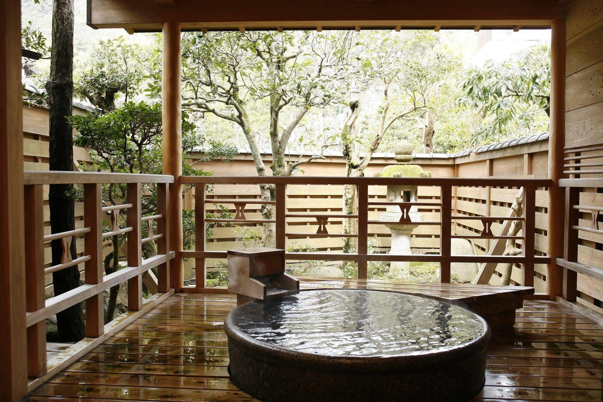 Yutouya Ryokan Toyooka  Exterior photo
